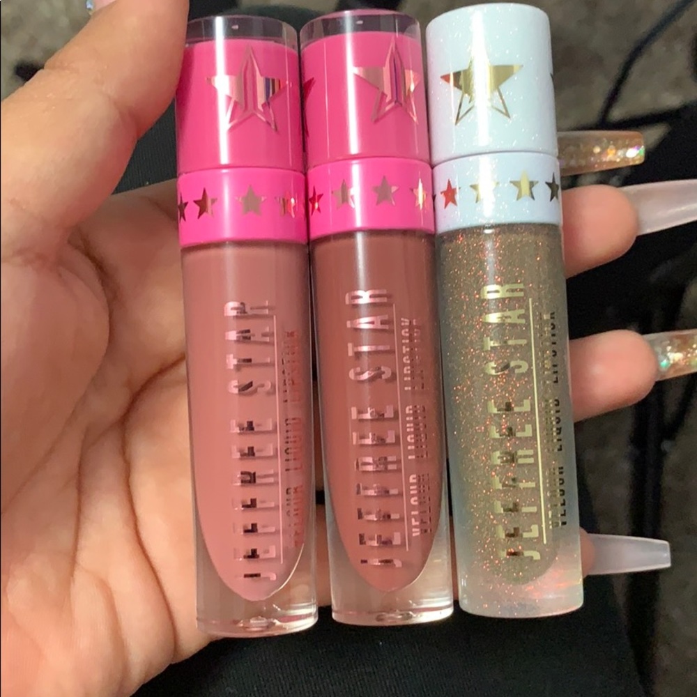 Jeffree Star velour not available